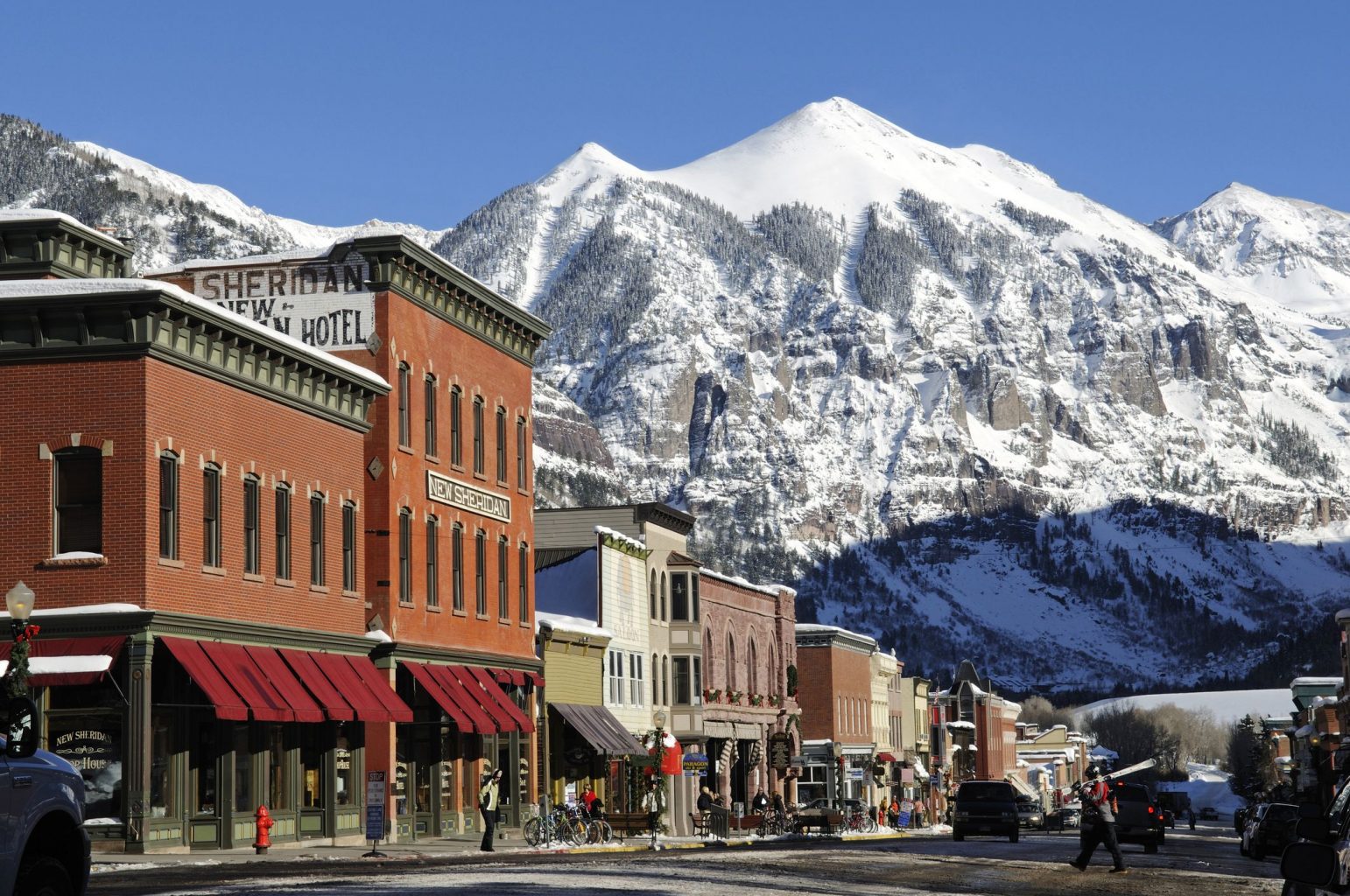 best ski resorts in Colorado for beginners